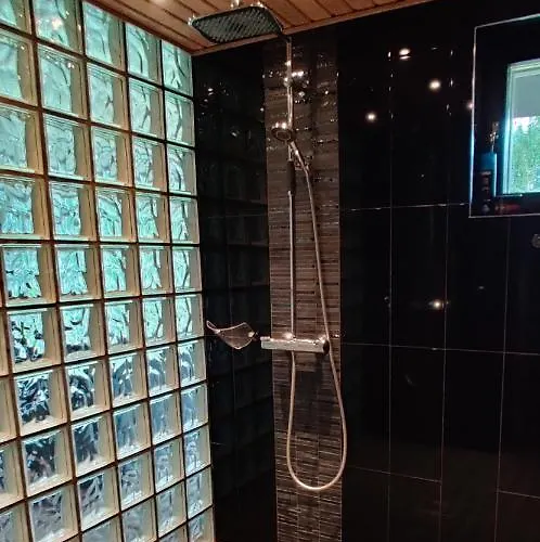 By 10 Minutes From Tampere Centrum Lempäälä